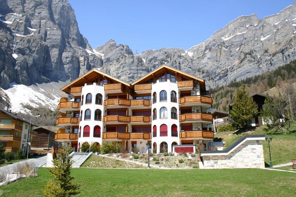 Chateau Leukerbad Buitenkant foto