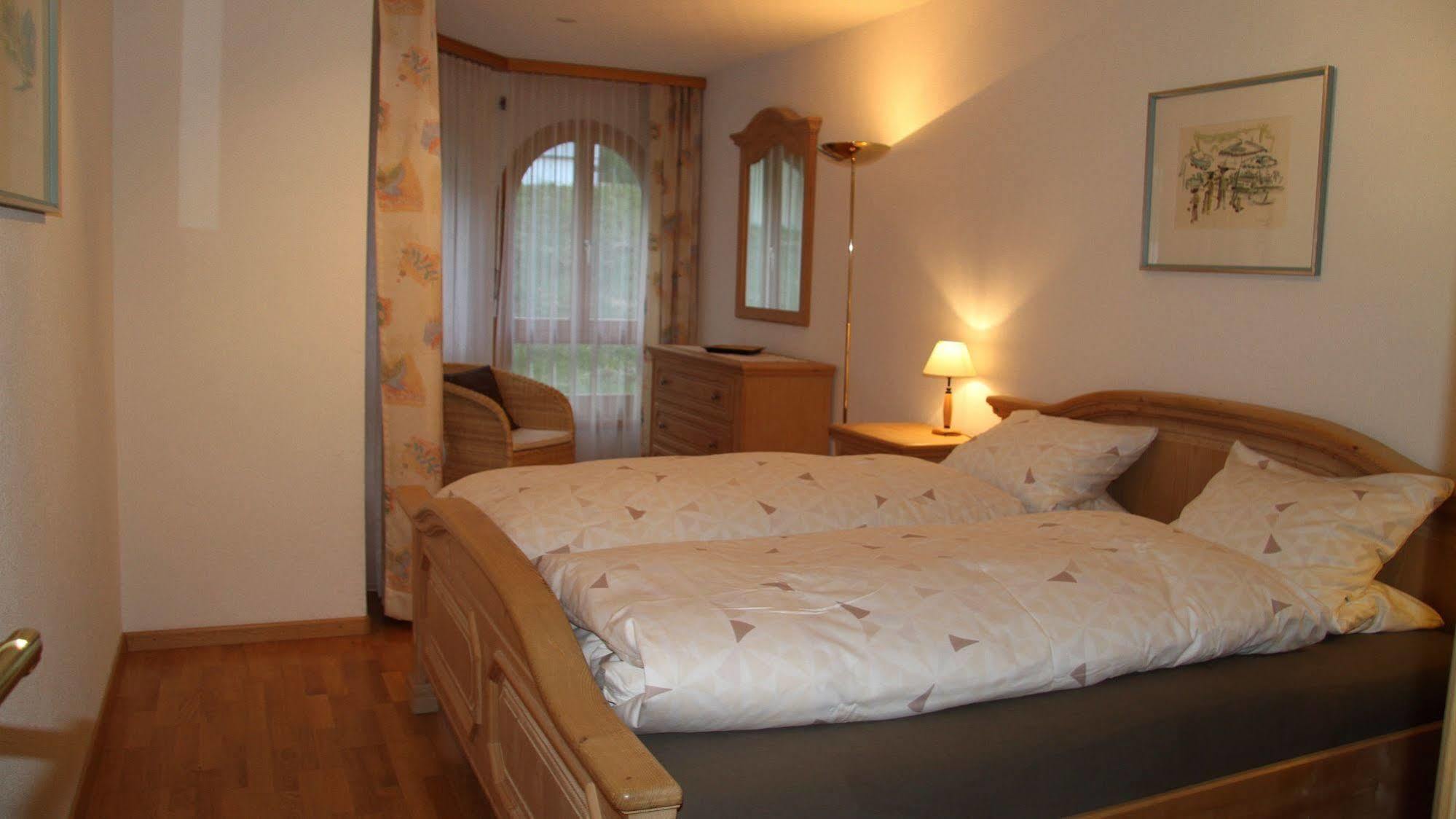 Chateau Leukerbad Buitenkant foto
